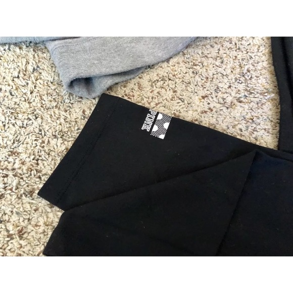 Victoria secret set - Picture 3 of 4